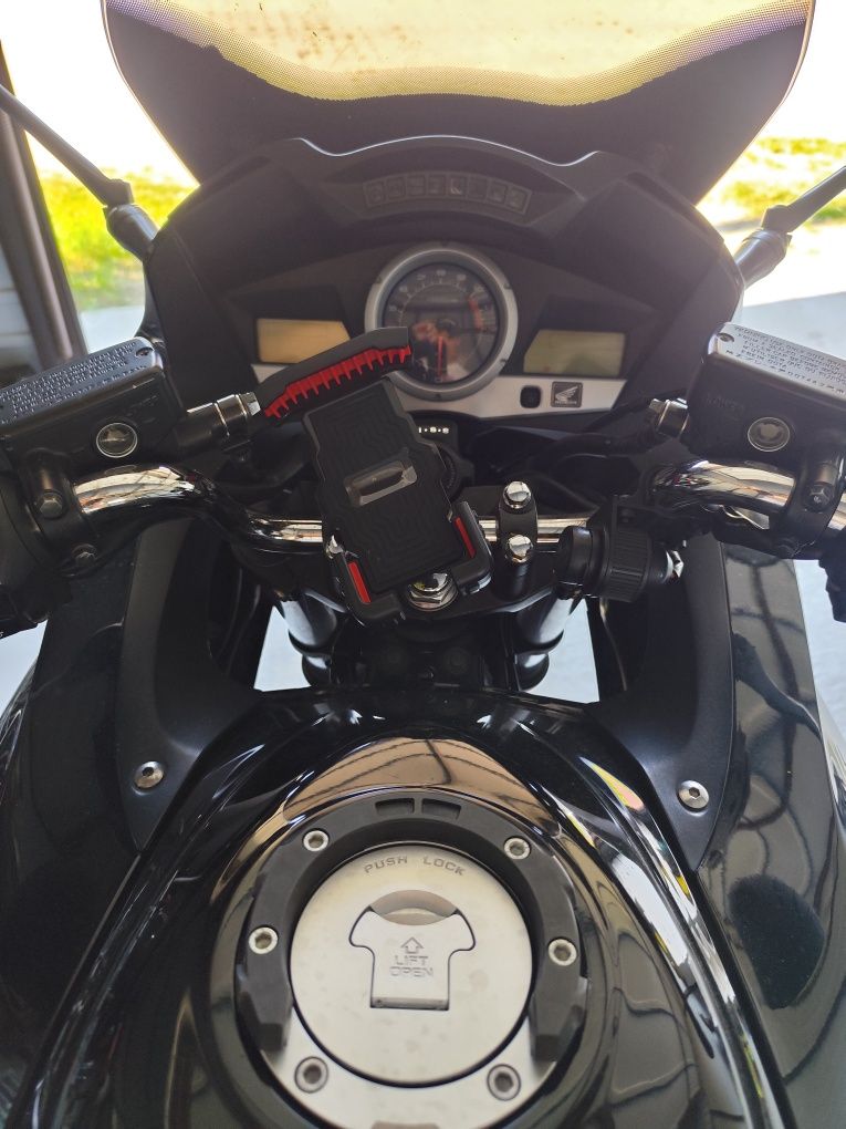 Piękna Honda CB1000F  2010  Gwarancja  Zestaw kufrów  (filmik)