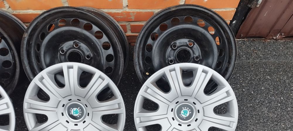 Диски металеві r15 5*112