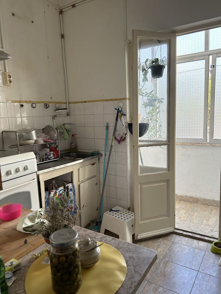 Quarto alugar Amadora