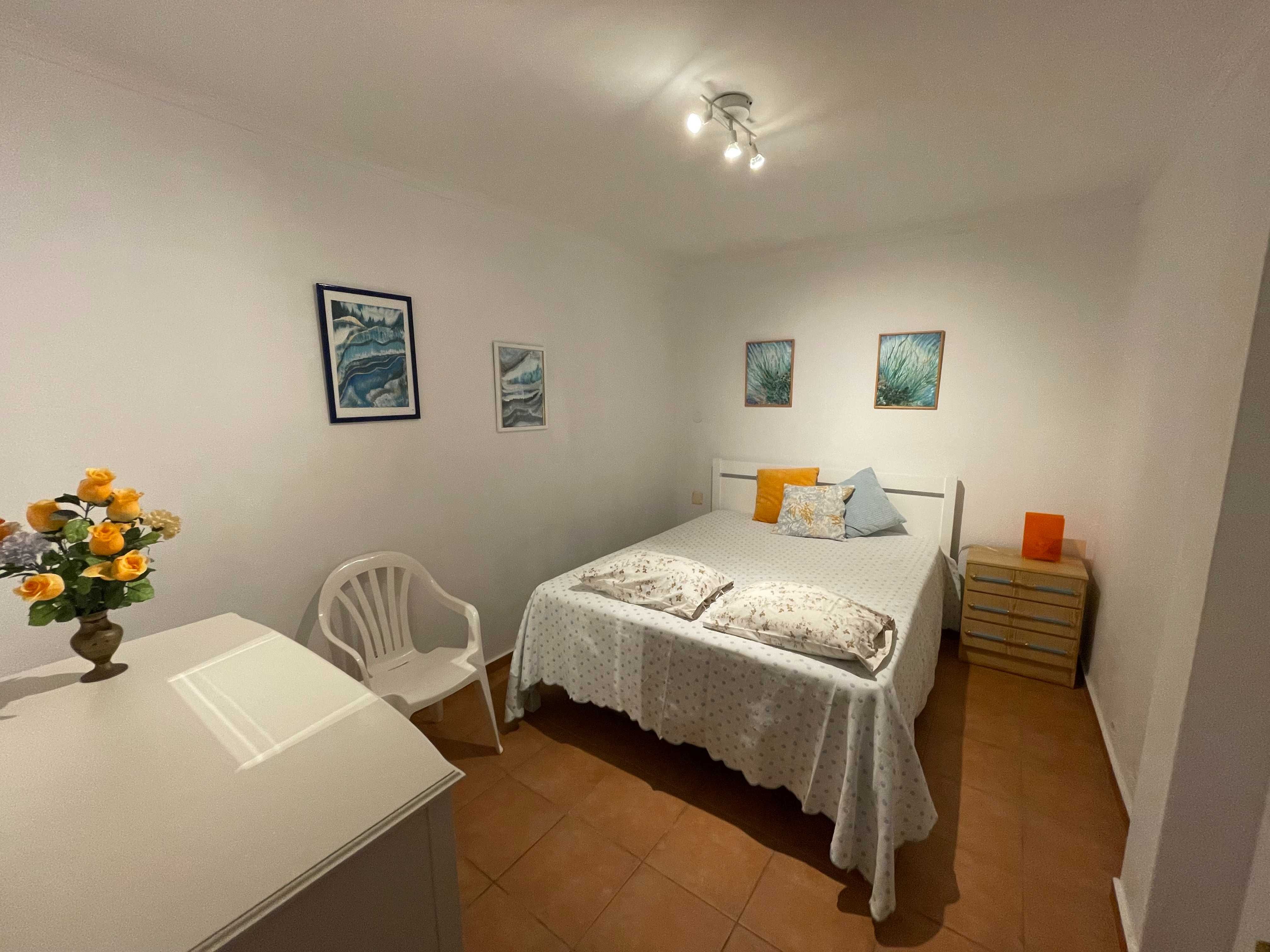 Aluga-se praia da Manta Rota disponível de 19 a 26 de julho