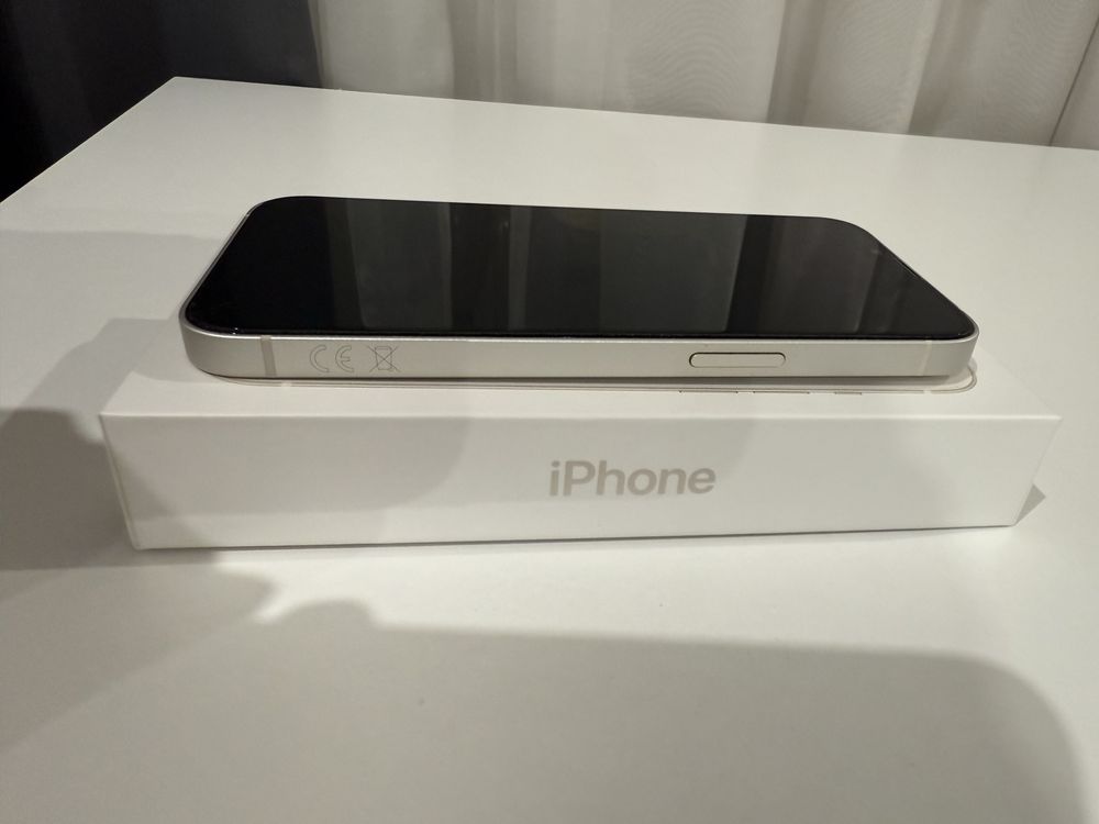 iPhone 13 biały bateria 85%
