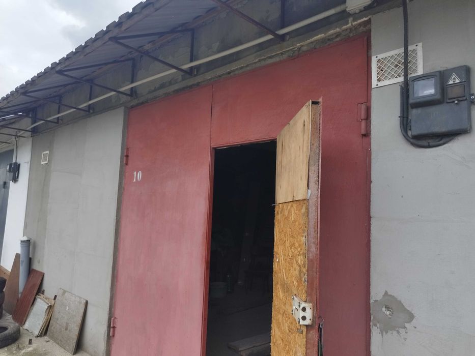 Продам гараж в кооп.Комфорт біля ОККО