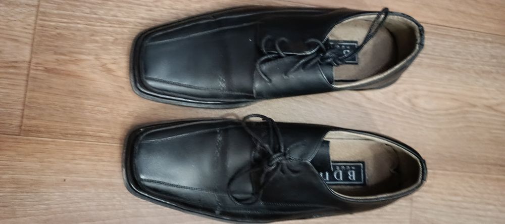 Туфлі хлопчику 37