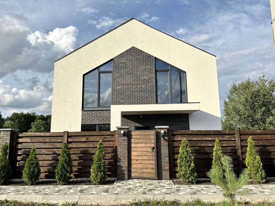 Продаж будинку на березі озера у Гостомелі, 10 соток, ландшафт