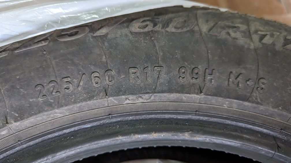 Резина зимова 225/60/17 Pirelli