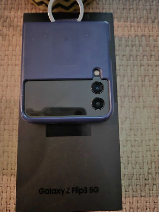 Samsung Galaxy Z Flip 3 5G Telefon