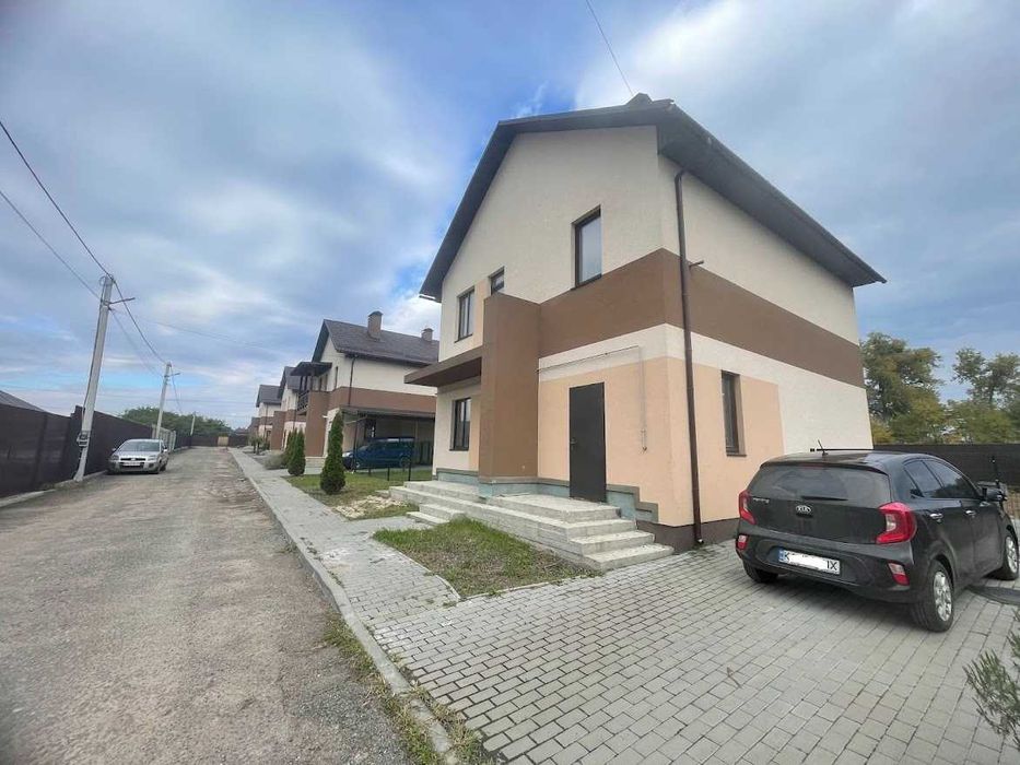 Власник! Продам будинок під Києвом! З правом власності!!!