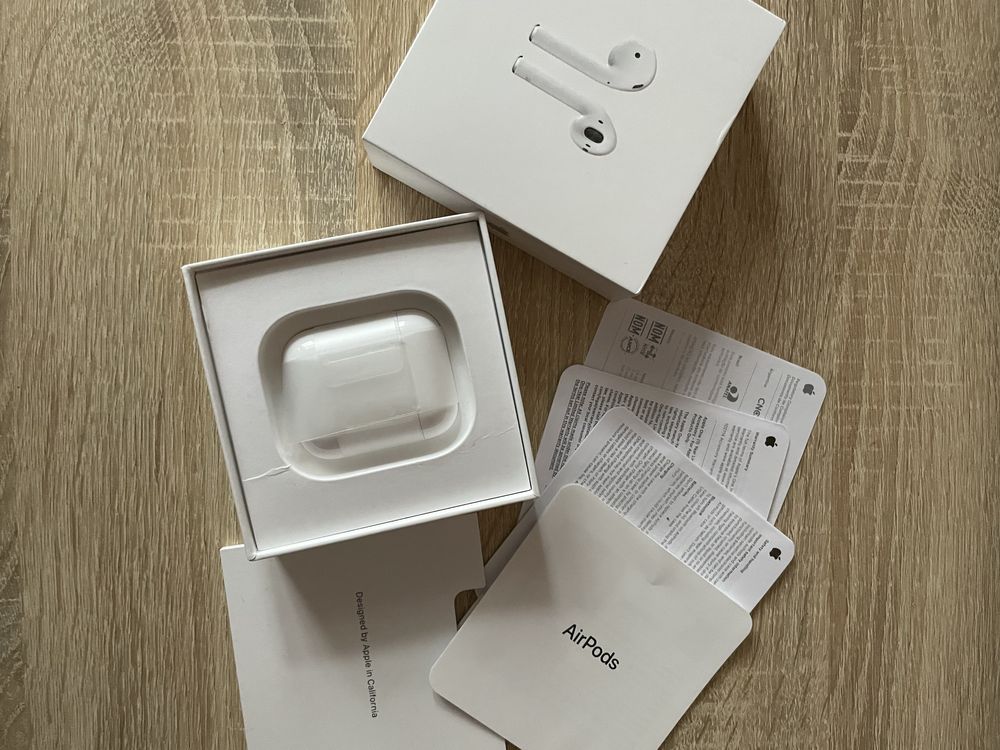 Наушники Apple AirPods 2