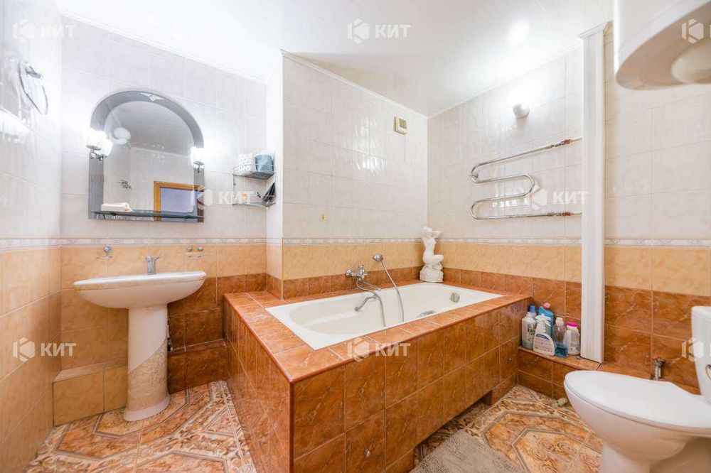 4к.70м2 Салтівка (Салтовка 520м-н, Студенческая, Гв. Широнинцев)123626