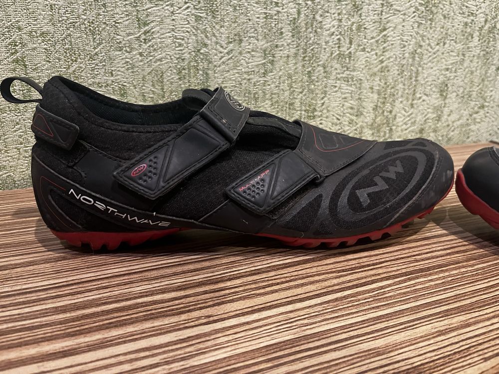 Велообувь NorthWave 46р хорошее состояние