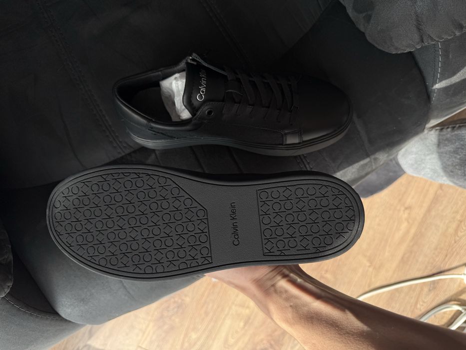 Celvin Klein 41 размер