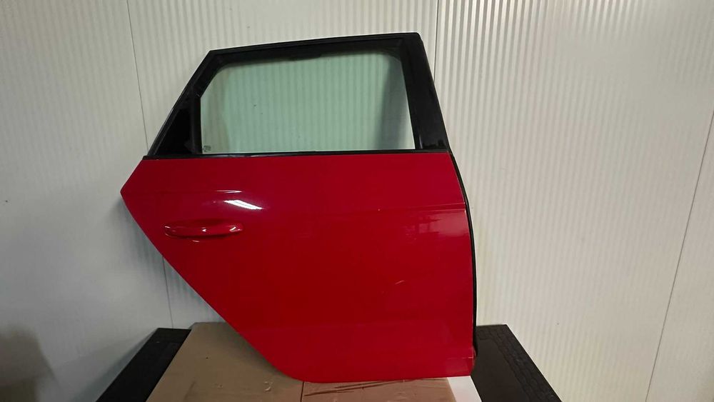 Porta traseira direita Seat Leon 1.6 TDI ST