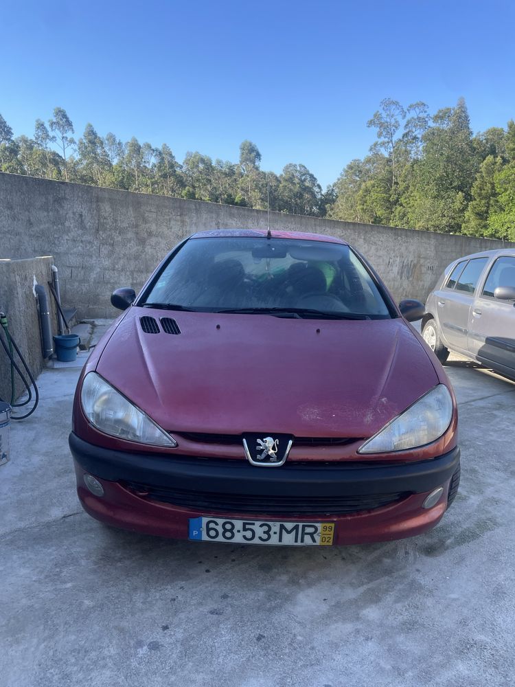 Carro Peugeot 206