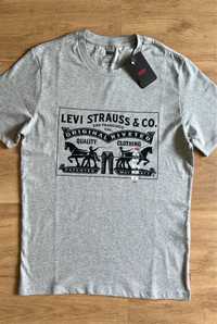 Сіра з лого футболка Levis p S