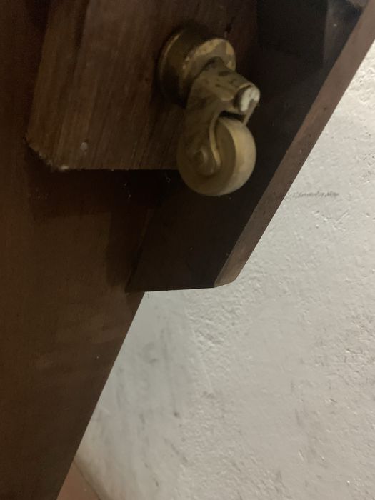 Movel para TV ou outro em mogno maciço