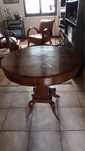 Mesa de madeira antiga