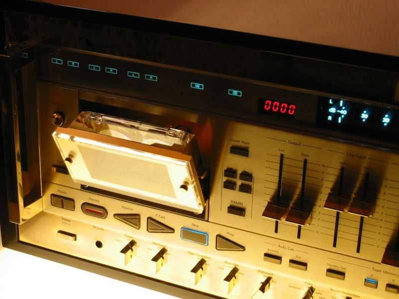 Бобіни та касети з записом з вініла та CD