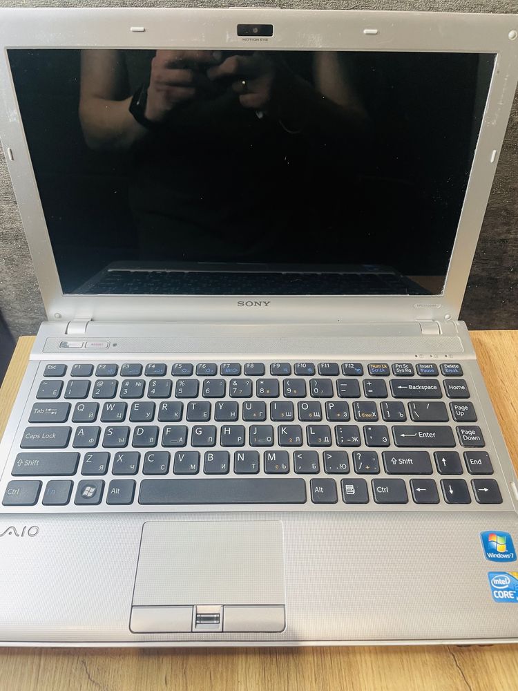 Ноутбук Sony VAIO S13 VPCS13S8R