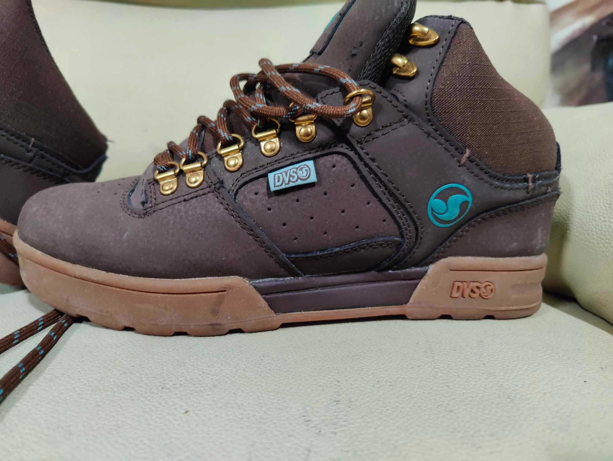 Sapatilhas bota DVS Militia n.º 42 castanhas novas