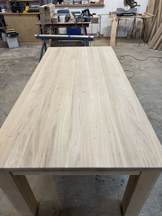 Sprzedam stół dębowy