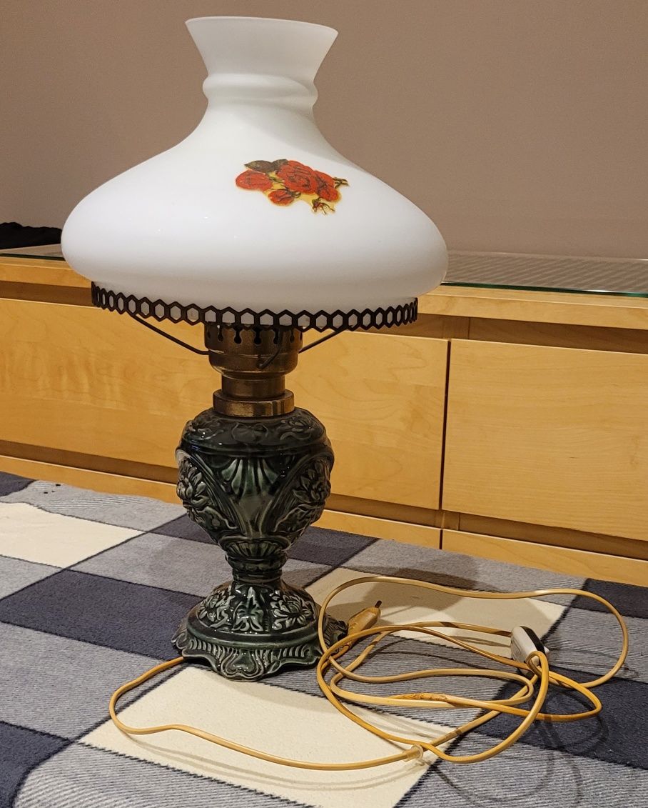 Kolekcjonerska lampka na stolik