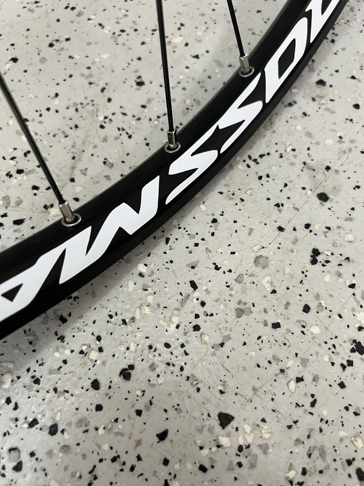 Koła rowerowe MTB XC 28, 29, 700C maszyny Novatec Mavic Sapim