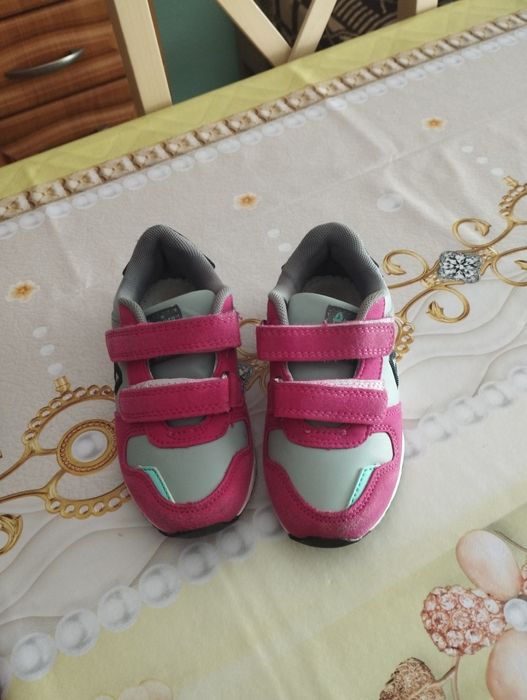 Adidasy dla dziewczynki