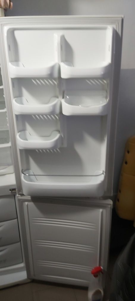 Двокамерний холодильник Samsung SR L3616B no frost 221+104 л 300W