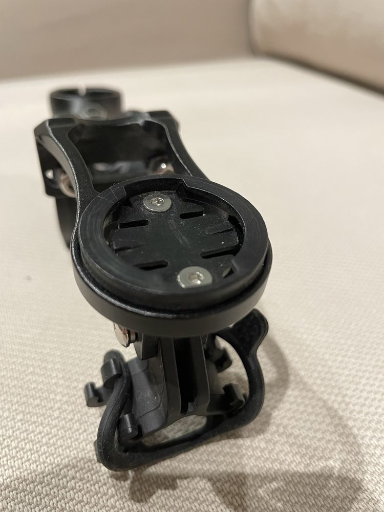 Mostek rowerowy 28,6mm Giant 60 mm z uchwytem na Garmin i oświetlenie