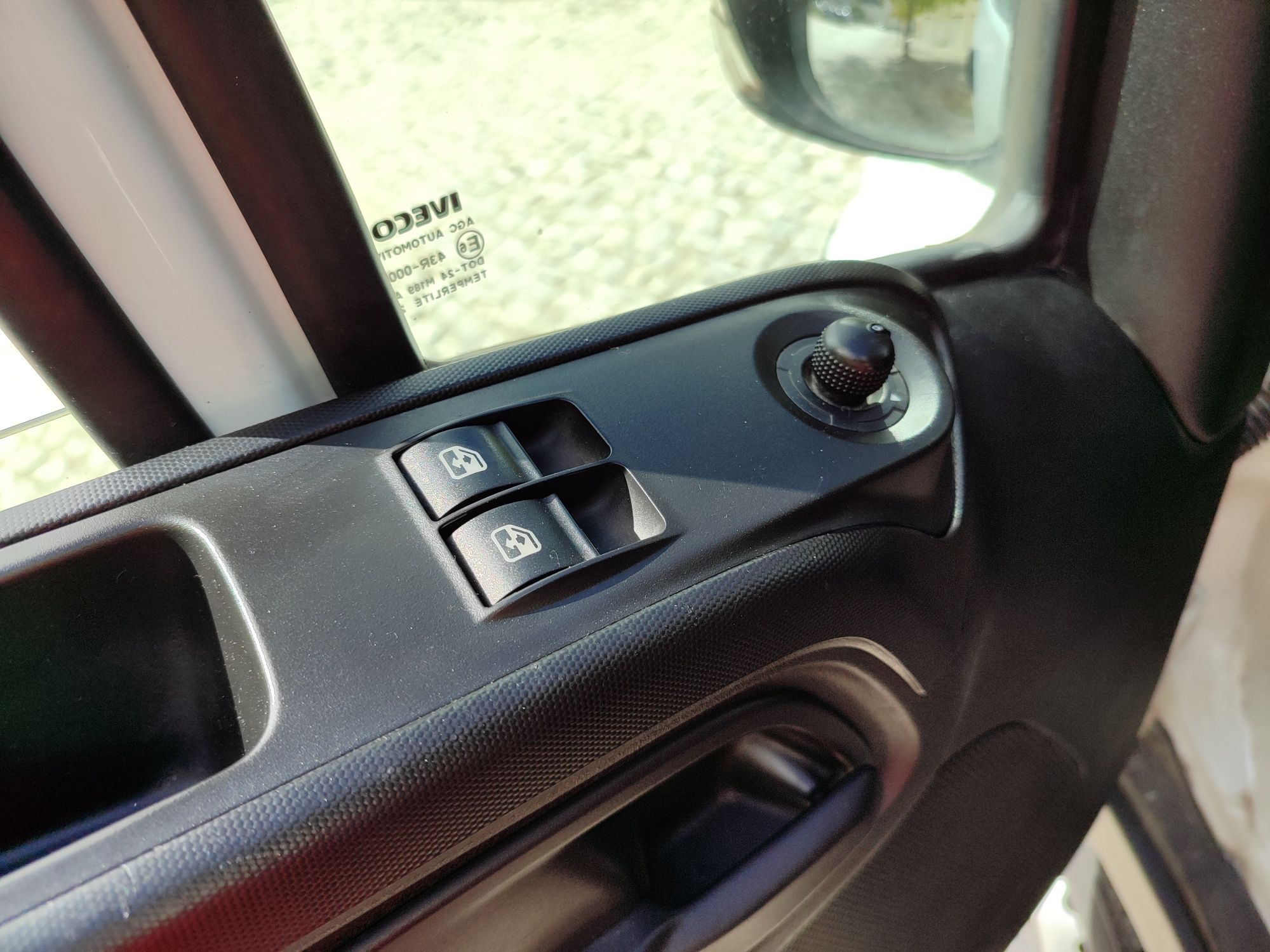Iveco Daily 2.3Hpi Longa
Vidros Elétricos 
Fecho Centralizado com Coma