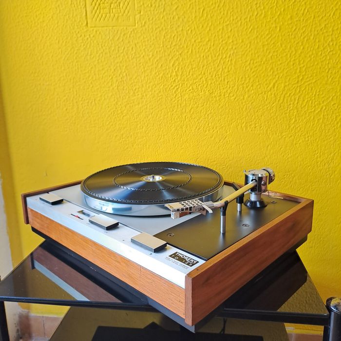 Thorens TD-125 gira-discos