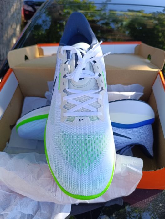 Nike Air Zoom Vomero 17 Wide p. 48,5 (32) нові