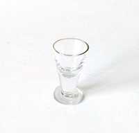 Kieliszek szklany do wódki