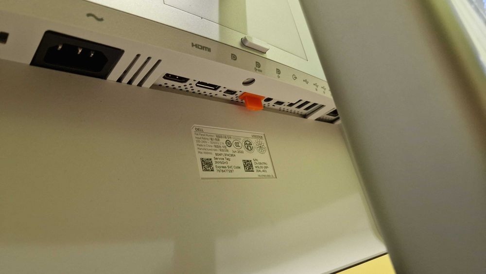 Monitor Dell 32" 4K UltraSharp U3223QE - stan idealny