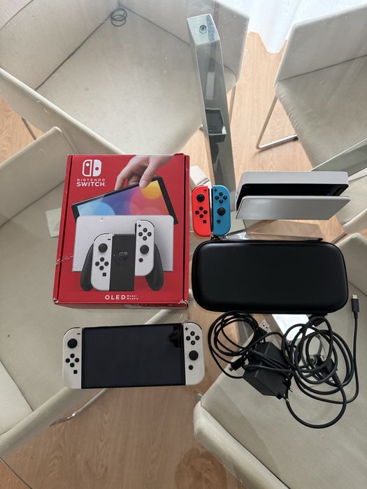 Nintendo Switch Oled + Acessórios ( Desbloqueada )