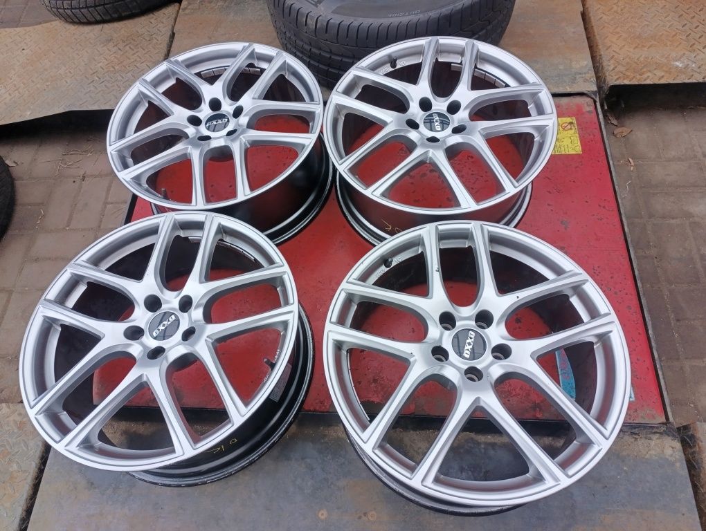 5x112 Alufelgi 19 OXXO Mercedes VW Audi Skoda BMW MINI 8JX19 ET35