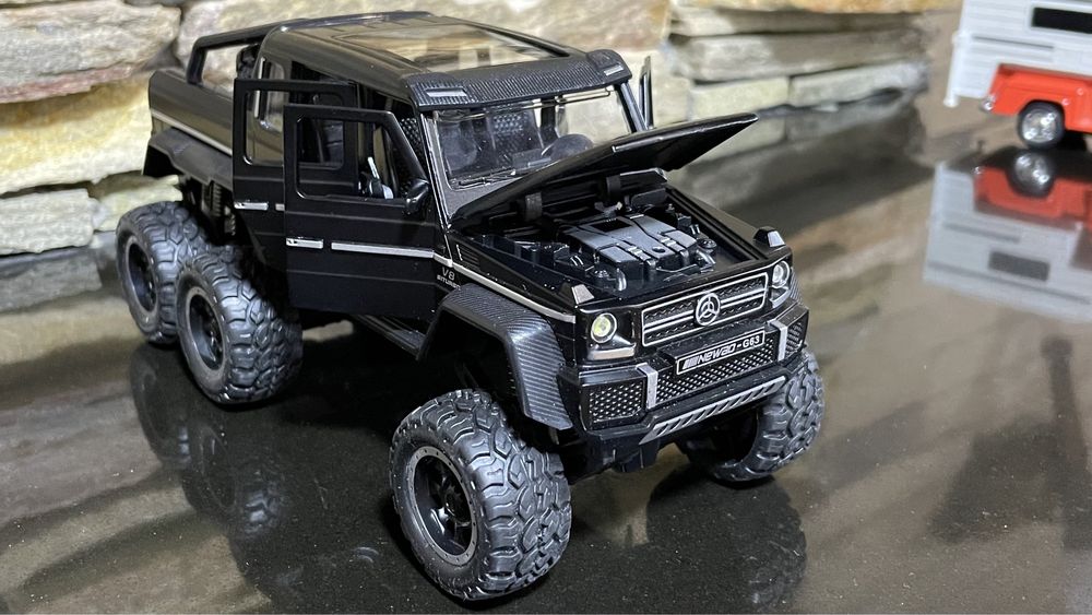 1/24 НОВА Металева машинка Mercedes Benz G class іграшка гєлік 1:24