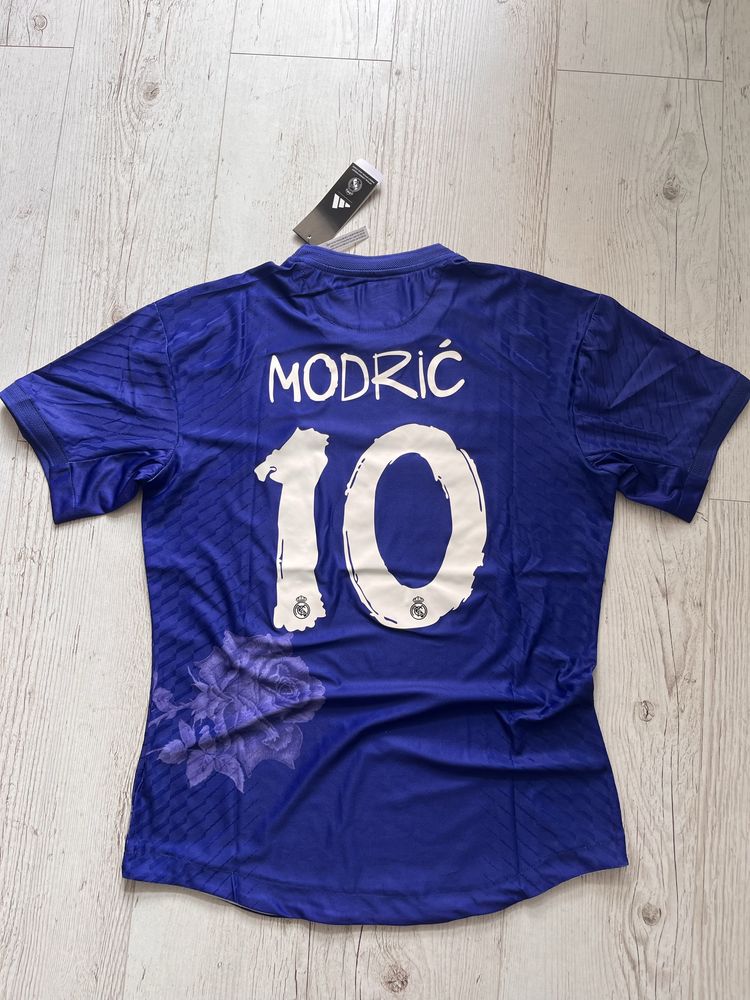 Koszulka Real Madryt Y-3 – Luka Modrić #10 – rozmiar M
