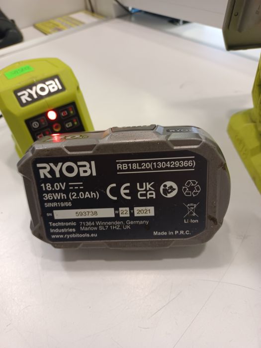 Wyrzynarka+Ładowarka+bateria2.0Ah Komis Madej Sc