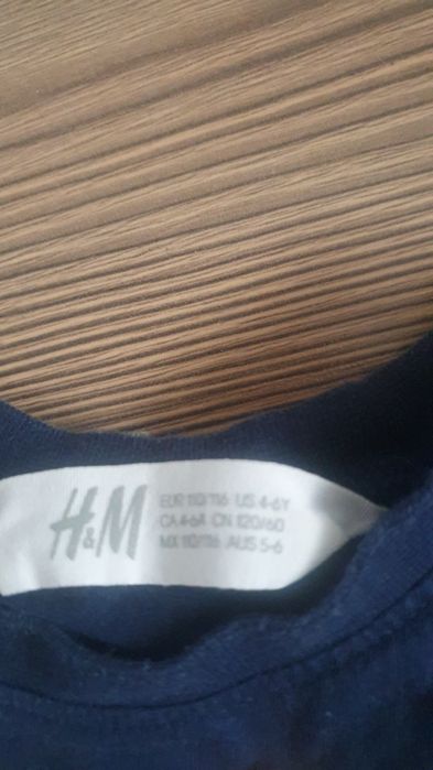 Bluzki 110-116 i skarpety