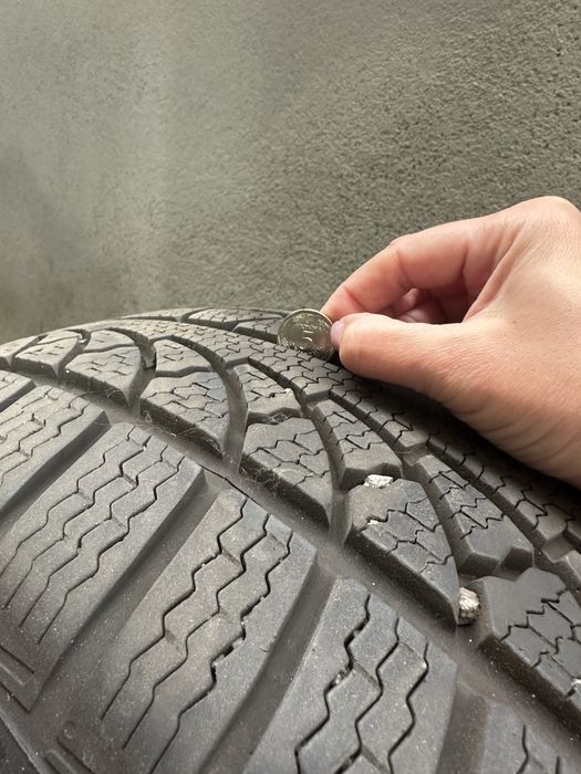 Продам зимову резину R 17 в доброму ствні