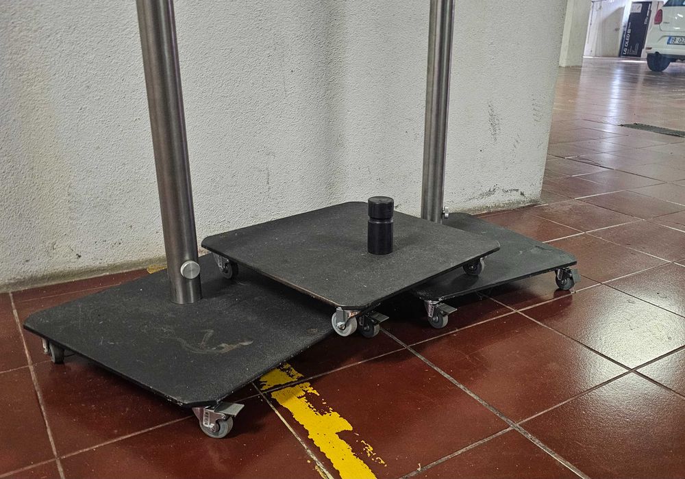 Suporte Móvel para TV