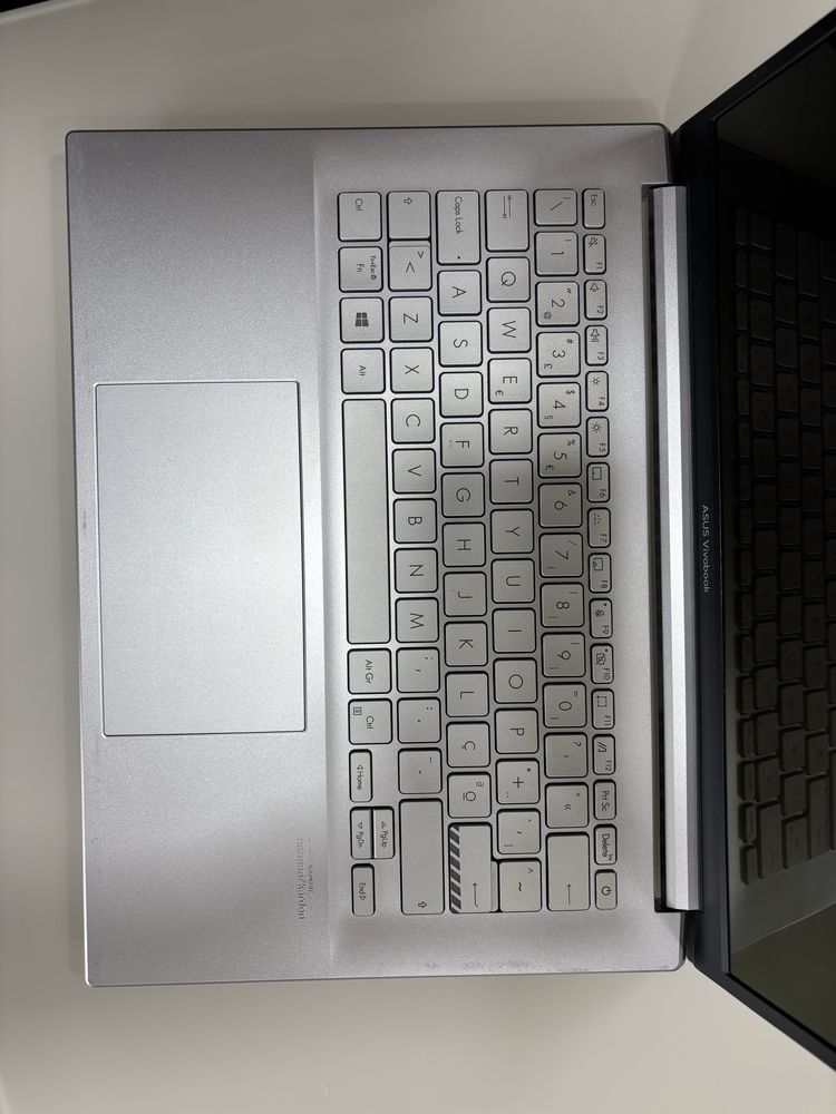 Portátil Asus Vivobook Pro 14 OLED