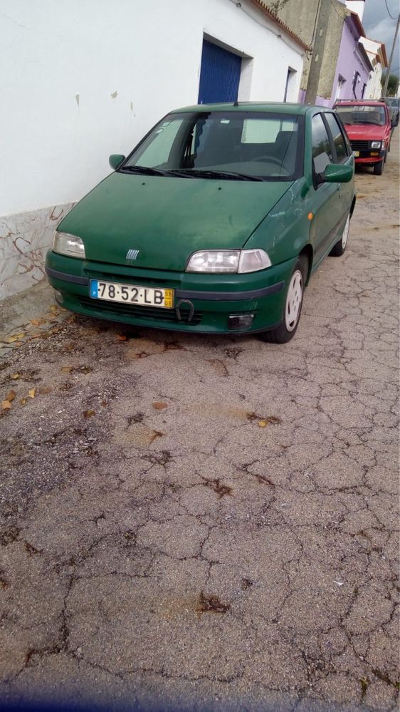 Fiat punto ELX verde de 1998 1.7 TDI