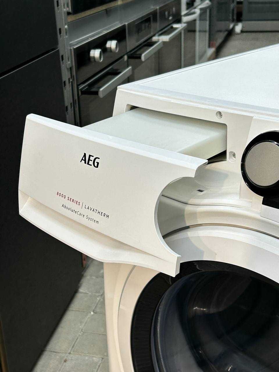 Сушильна машина AEG 8000 series T8dem842e / сушка аег компресорна
