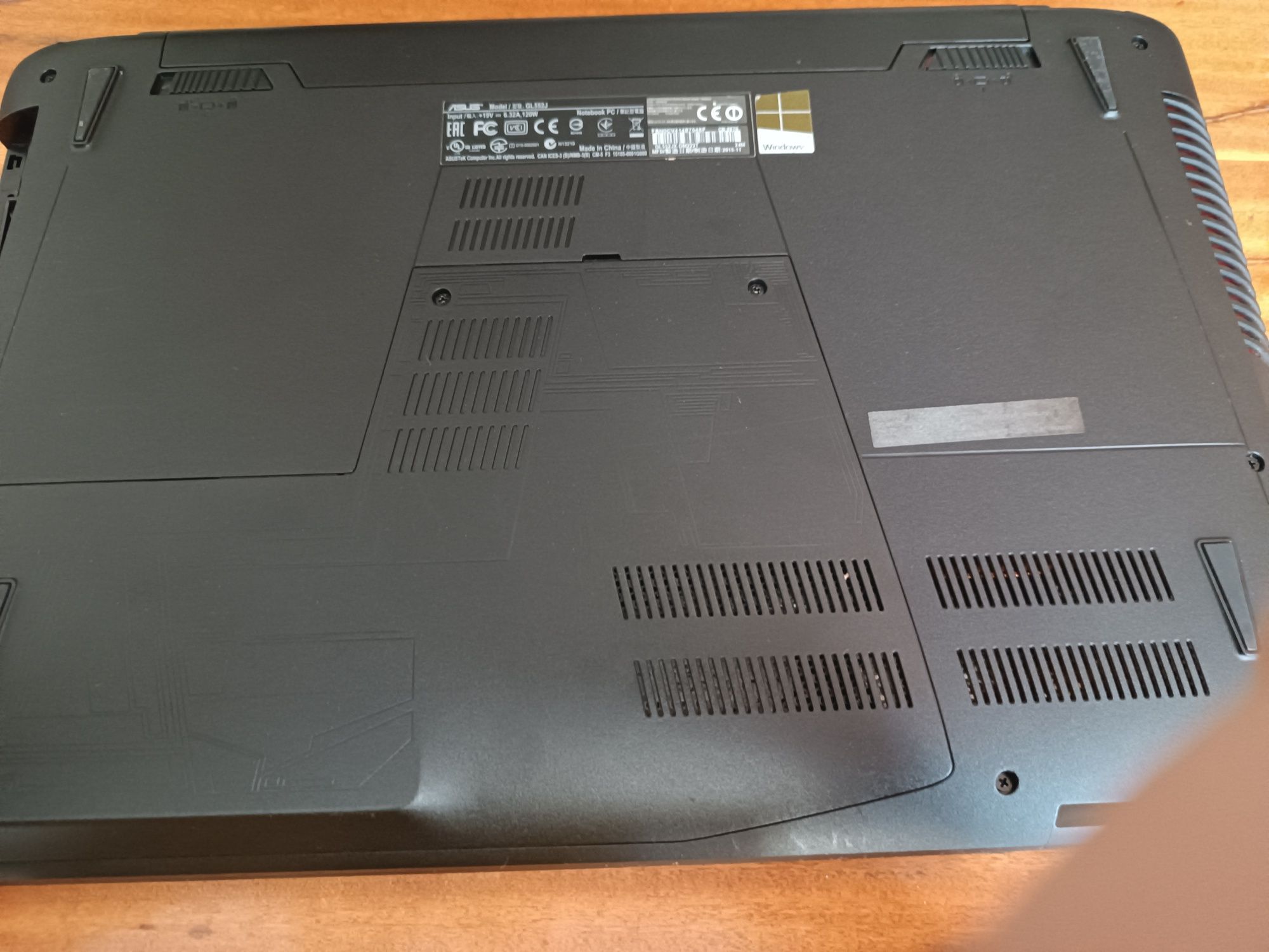 Ноутбук ігровий GTX 950m