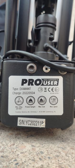 Вело кріплення на фаркоп Pro-User Diamant