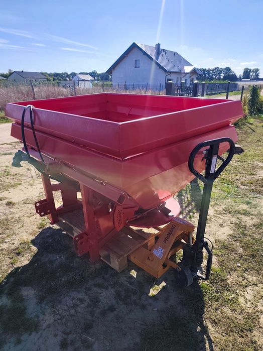 Dwutalerzowy Rozsiewacz Lely