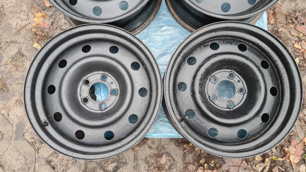 Felgi stalowe oryginalne chrysler dodge R17