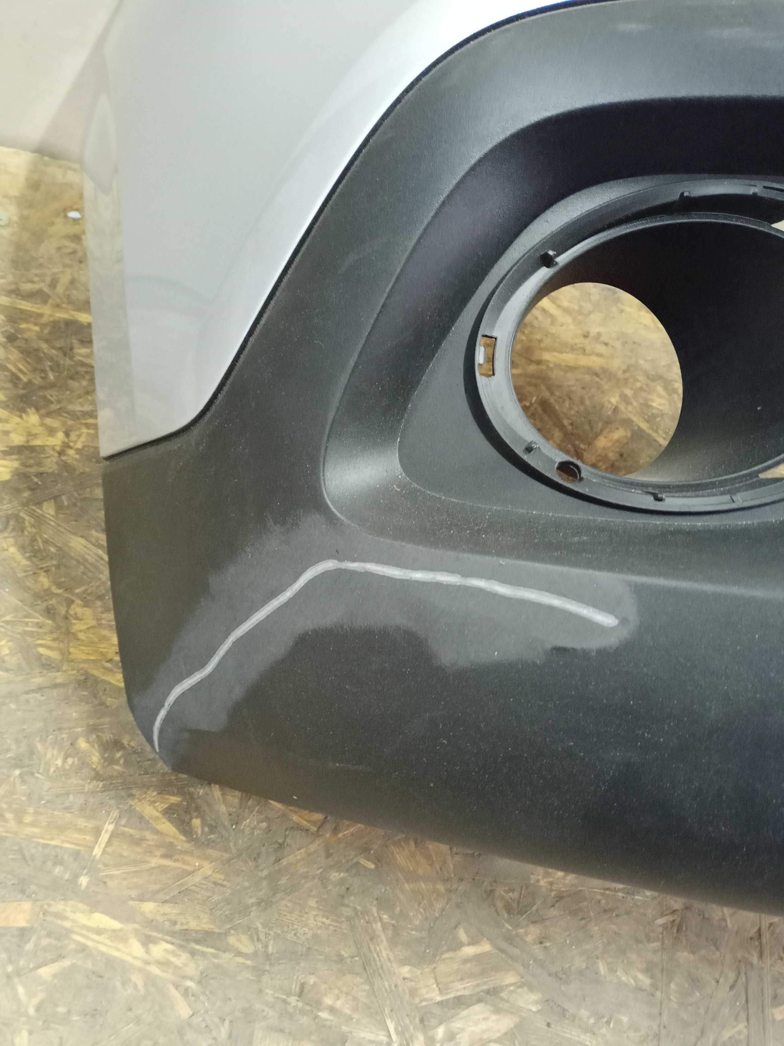 Renault Kadjar zderzak przód przedni oryginał naprawiany
